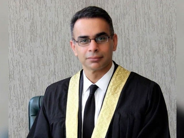 'Transferred judges can't work sans oath'