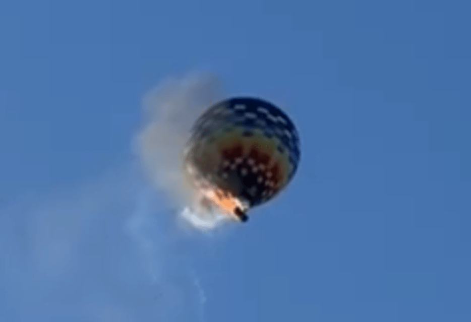 Eight killed as hot air balloon catches fire in southern Brazil