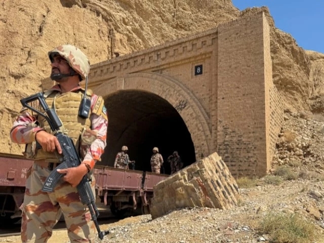 Mobile internet cut in Balochistan for three weeks amid militant attacks