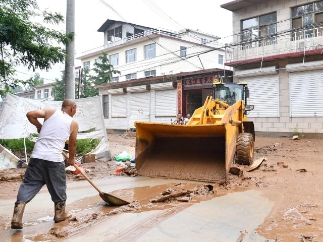 China relocates 4,400 as Monsoon storms devastate north