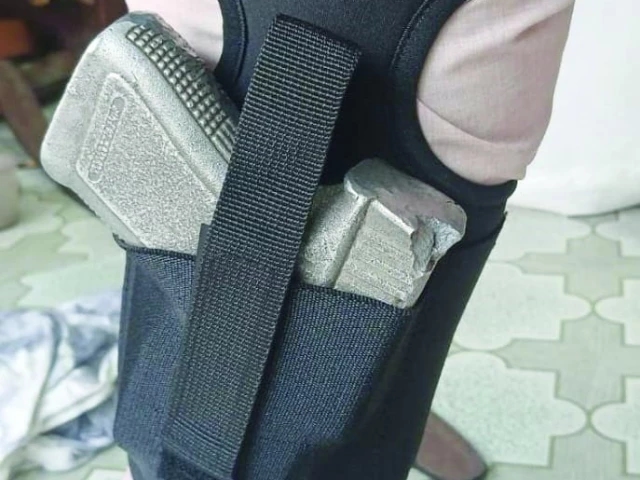 Armed gangs outsmart police