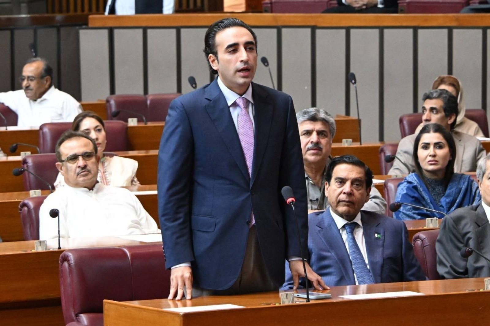 Bilawal condemns US attack on Iran, warns India over IWT breach