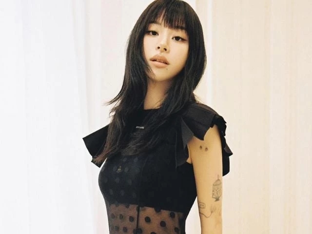 Chaeyoung breaks away from TWICE with long-awaited solo debut