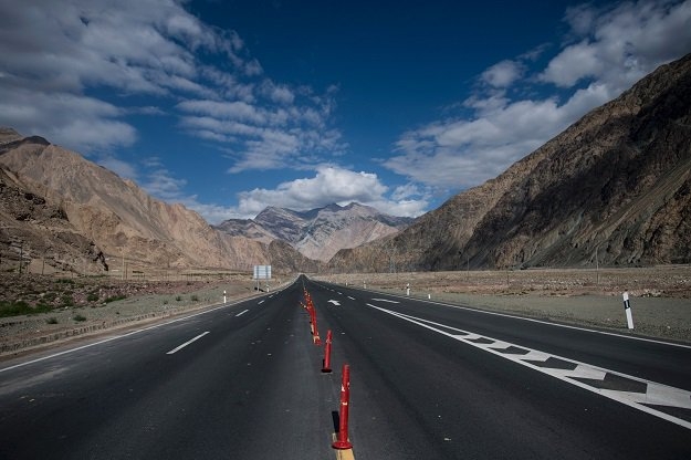 Experts discuss challenges to CPEC