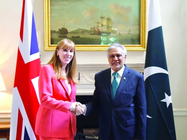 Pak, UK agree to boost strategic ties, trade