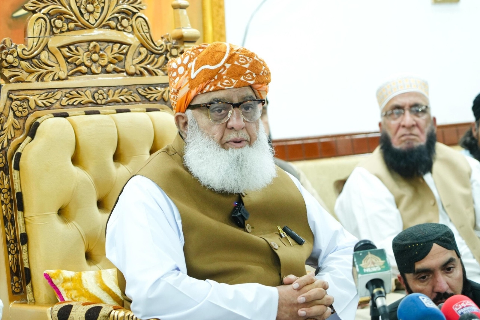 Fazl warns of protest over marriage bill