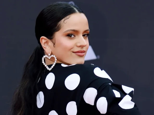 Rosalía speaks out after being criticised by Miguel Adrover for being silent on Palestine