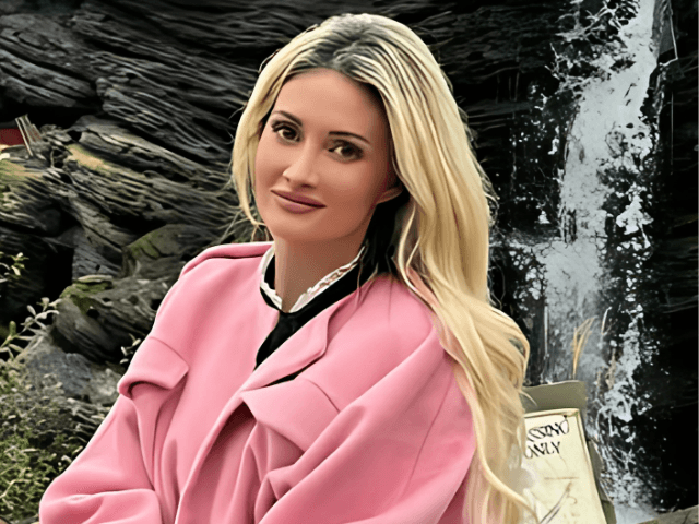 Holly Madison accuses Zak Bagans of cheating on social media following breakup