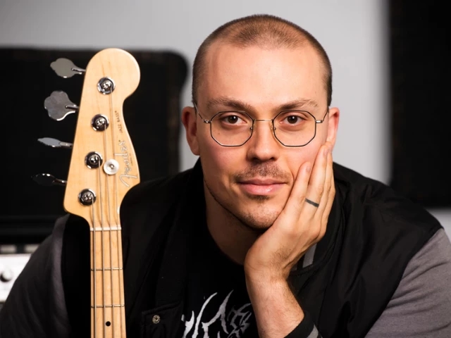 Anthony Fantano issues apology over resurfaced clips containing racial slurs and controversial remarks