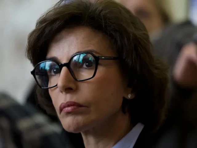 France's culture minister to be tried on corruption charges