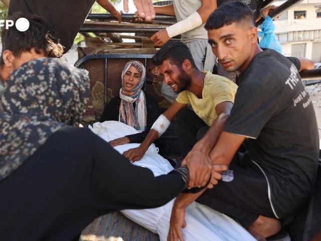 Israeli attacks kill 68 Gazans