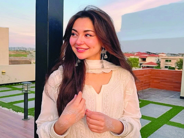 Hania Aamir warns of users impersonating her