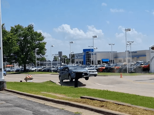 Heatwave causes Missouri road to explode, sends car airborne