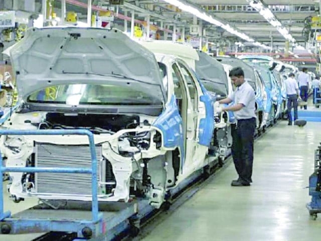 Auto sector seeks long-term policy