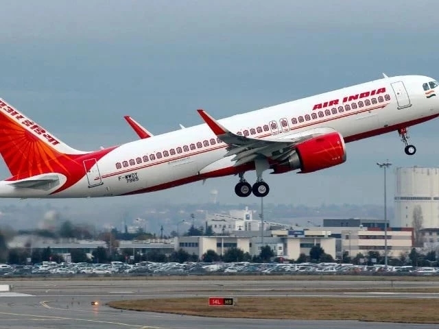 Pakistan extends ban on Indian planes
