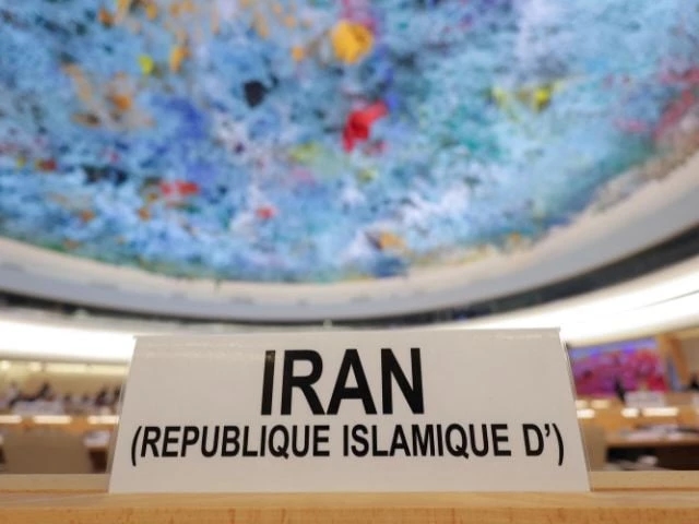 Iran threatens to halt Gulf security if E3 reinstates UN sanctions