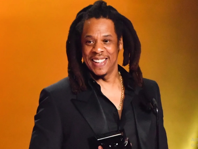 Who was Jay Z dating in 2000? Relationship history explored amid VMAs sexual assault lawsuit