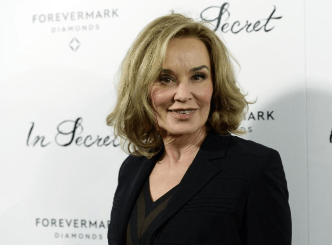 Jessica Lange finally addresses ‘AHS' comeback rumors.