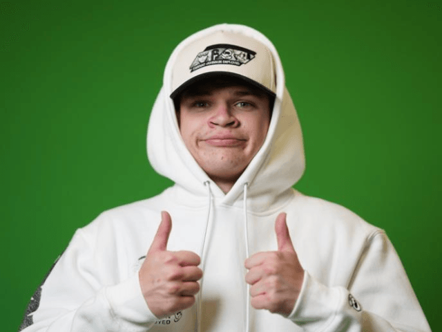 Twitch streamer Jynxzi accidentally leaks over $450K in monthly revenue during livestream