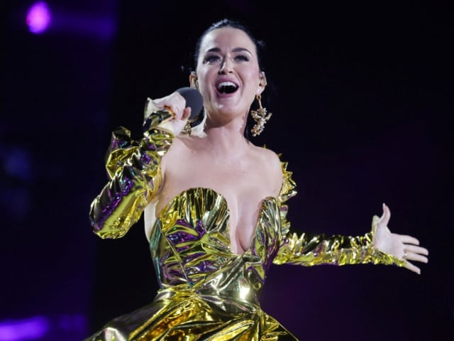 Katy Perry caught in scary mid-air mishap during Adelaide concert