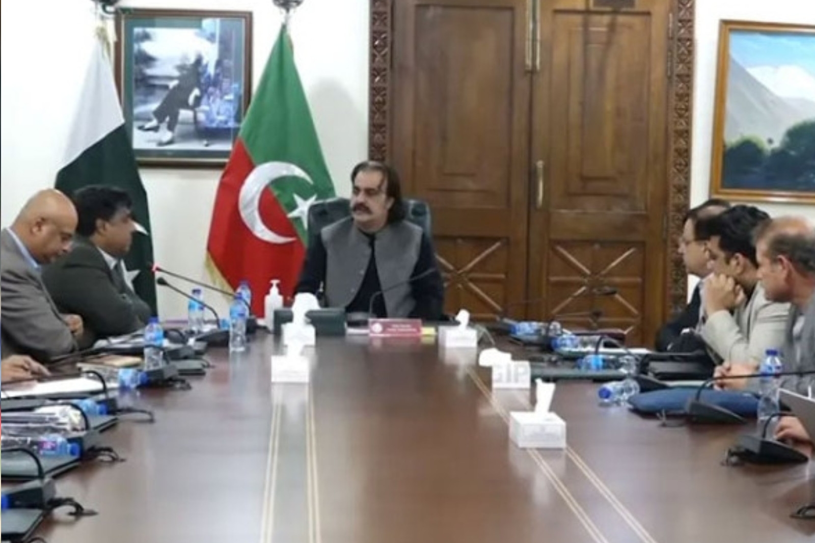 Cabinet okays uplift, pension reforms