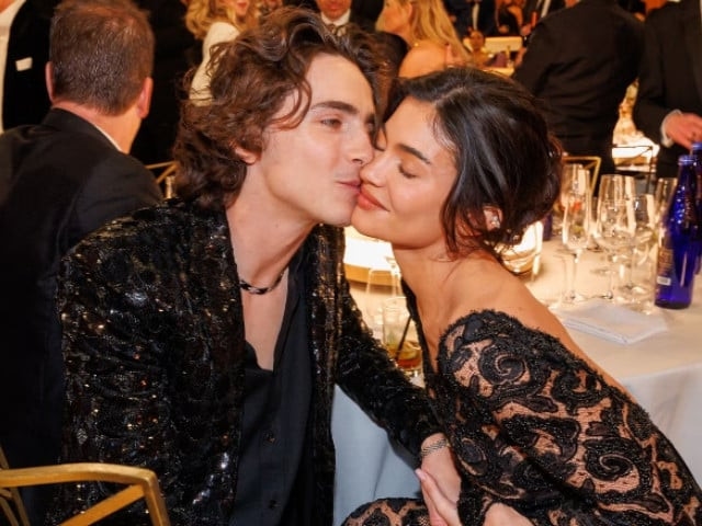 Kylie Jenner and Timothée Chalamet enjoy beach vacation together in Southern France