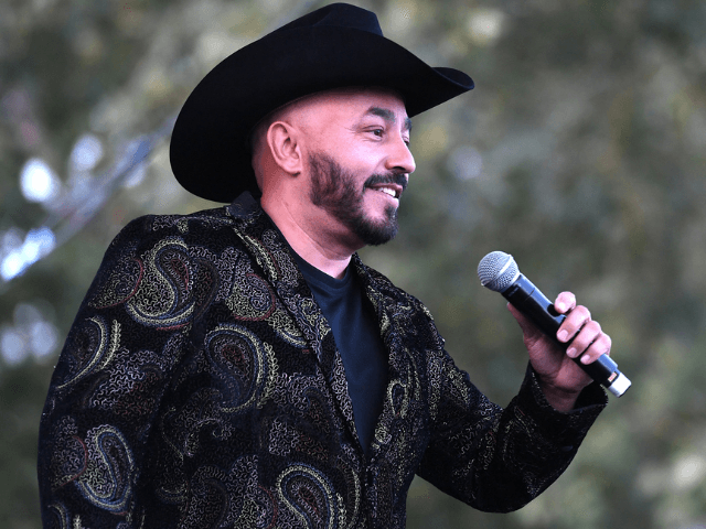 Lupillo Rivera exits ‘La Casa de los Famosos All Stars' due to health issues