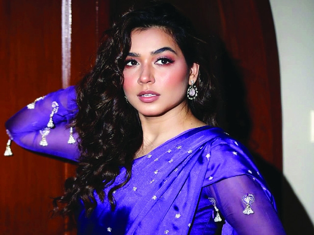 Mansha debunks separation rumour with husband Jibran