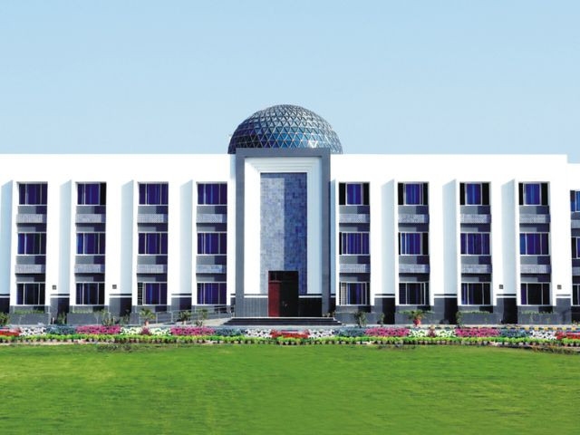 Male professors to be removed from women's universities in Punjab