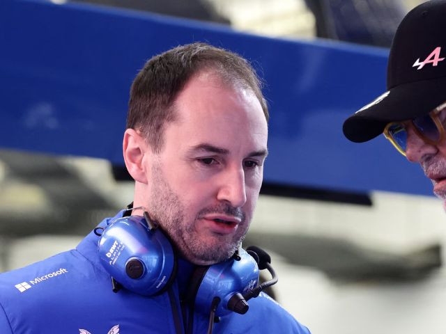 Oliver Oakes resigns as Alpine F1 boss after brother William's arrest on financial crime charges
