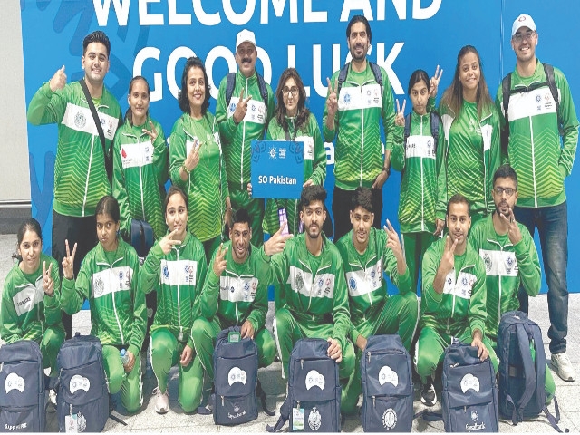 Pak athletes shine in Turin Games