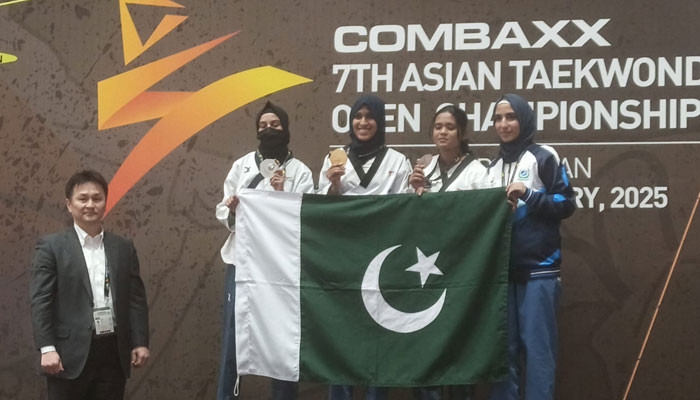 Pak shines in Poomsae event with 16 gold medals