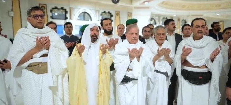 PM Shehbaz, FM Munir perform Umrah, express gratitude for "Bunyan-um-Marsoos" victory