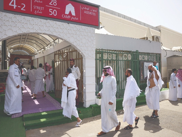 Pilgrims warned of high temperatures