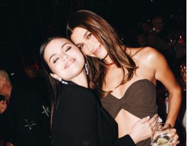 Selena Gomez reportedly DMs Hailey Bieber after Justin's Vogue caption drama