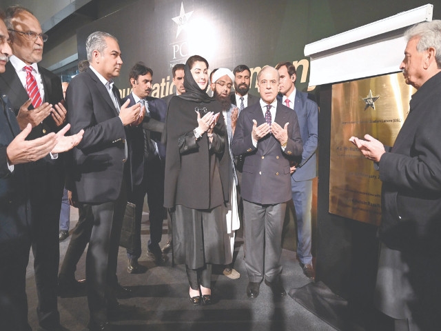 PM urges governance with a sportsman's spirit
