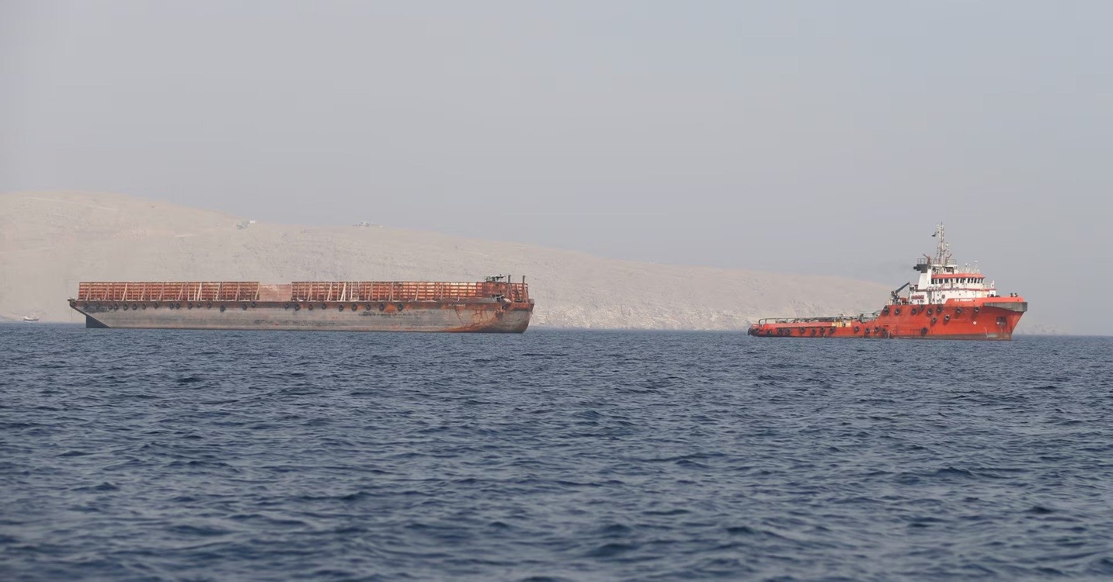 Ships advised to keep their distance from Iran around Hormuz Strait