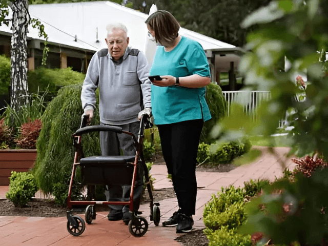 AI-powered tool predicts health risks in aged care