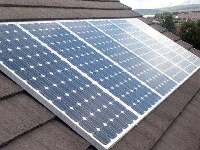 K-P govt to shift health centres on solar energy