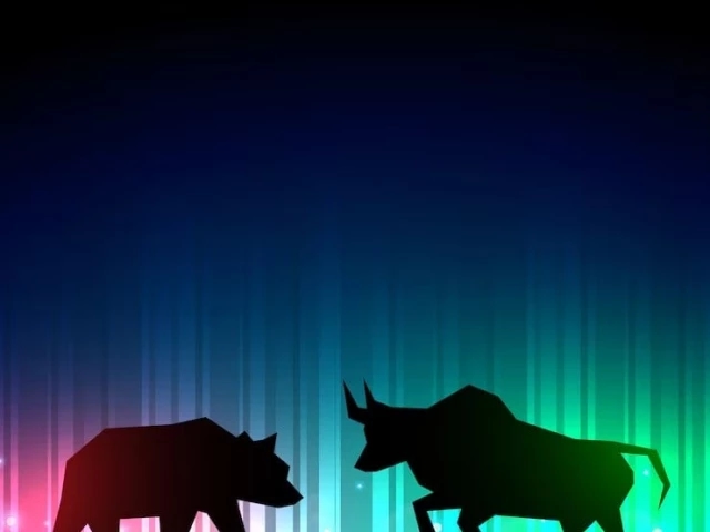 Bulls stage comeback on earnings' prospects