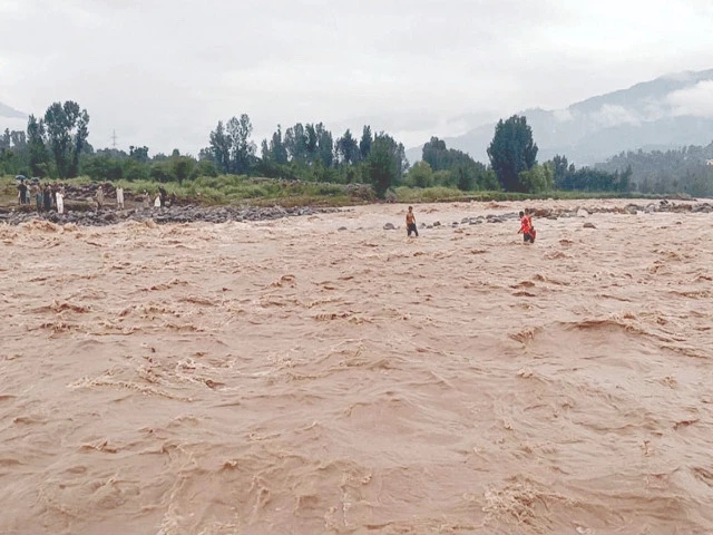 K-P appoints focal persons to monitor flood-hit areas