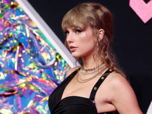 Fans speculate Taylor Swift may reveal 12th album on Travis and Jason Kelce's podcast