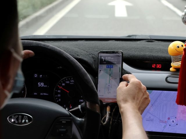 Sindh announces plan for unified ride-hailing system and electric vehicle taxis in Karachi
