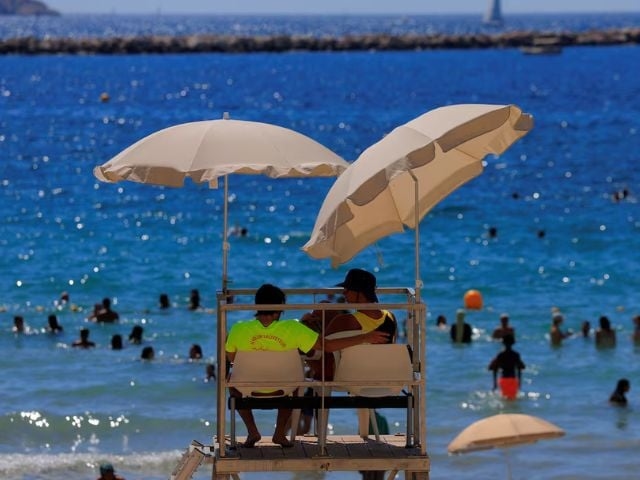 Two killed in Spain wildfire, two dead in France amid Europe heatwave