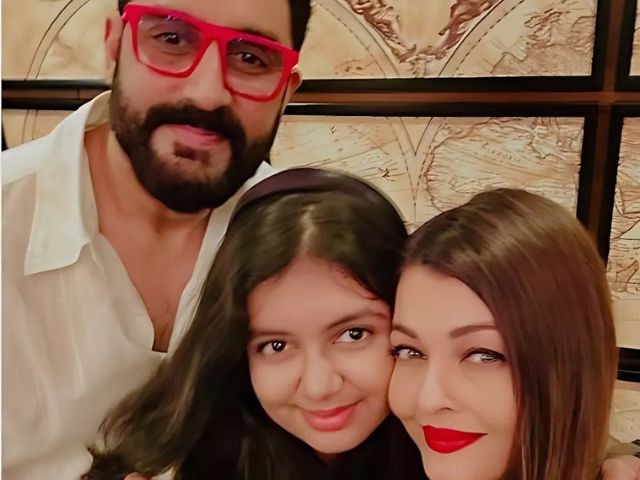 Aishwarya shares photo with Abhishek after months of speculation