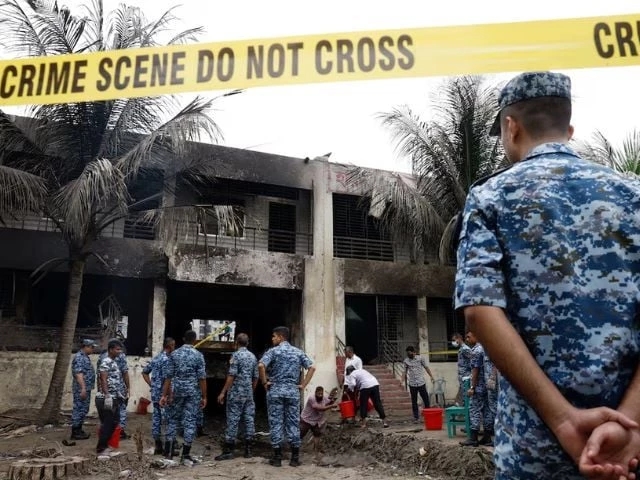 Bangladesh air force jet crash kills 27, mostly children