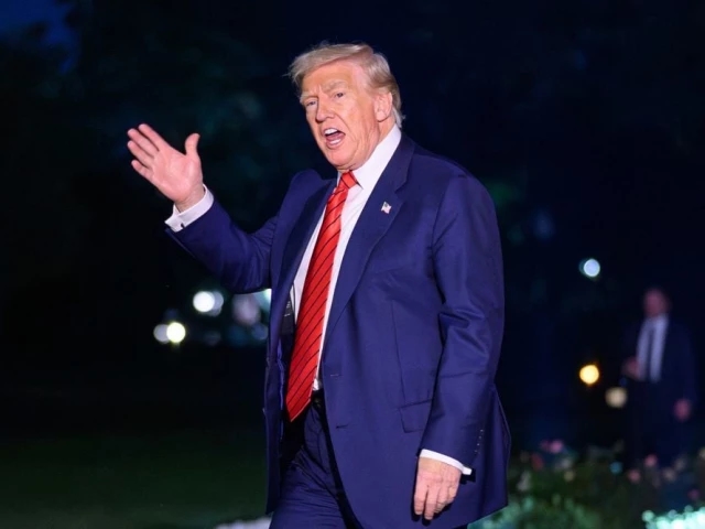 Trump warns of higher tariffs if India keeps buying Russian oil