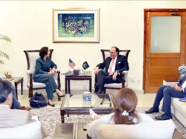 Pakistan, US explore new trade avenues amid warming ties