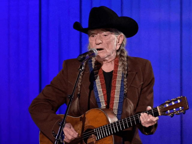 Willie Nelson's July 4 Picnic in Austin to go on despite storm damage