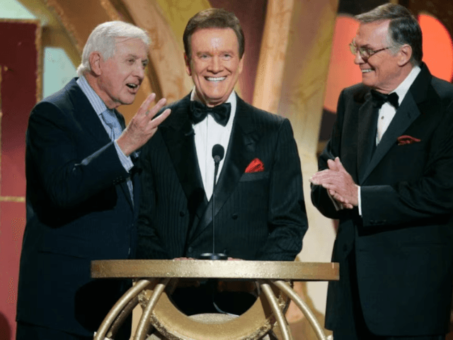 Wink Martindale, iconic host of 'Tic-Tac-Dough' and 'Gambit,' dies at 91